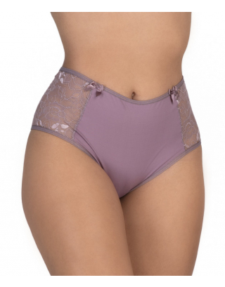 Comfortable panties with lace sides